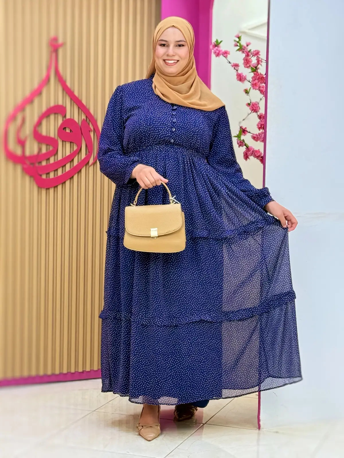 فستان نسمة أزرق منقط
