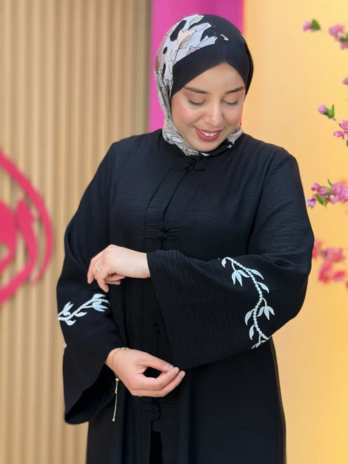 طقم نسيم أسود