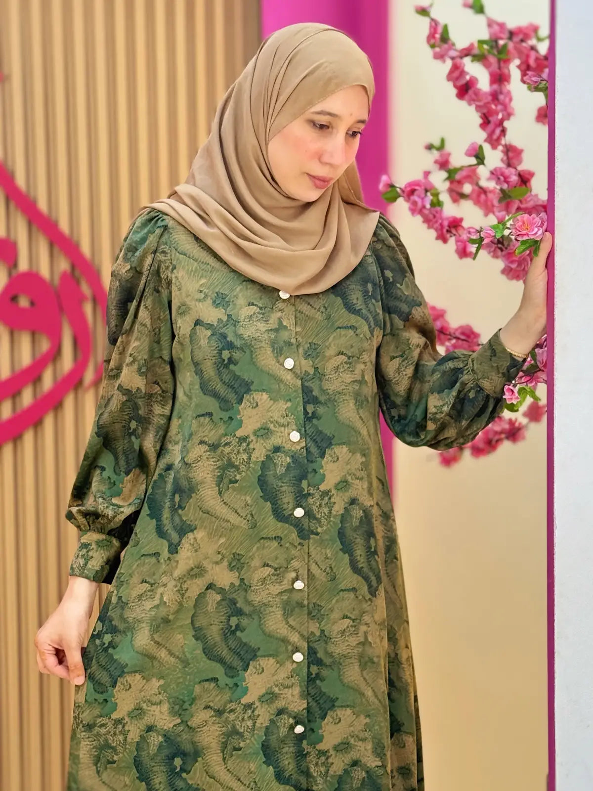 فستان راوية زيتوني