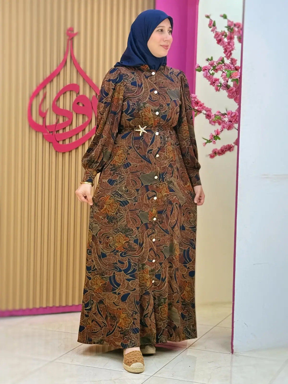 فستان راوية بني