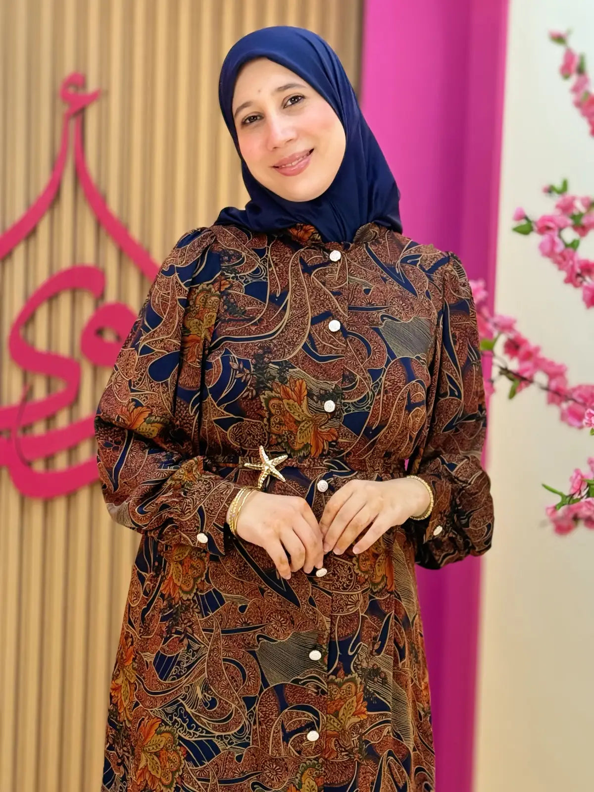 فستان راوية بني