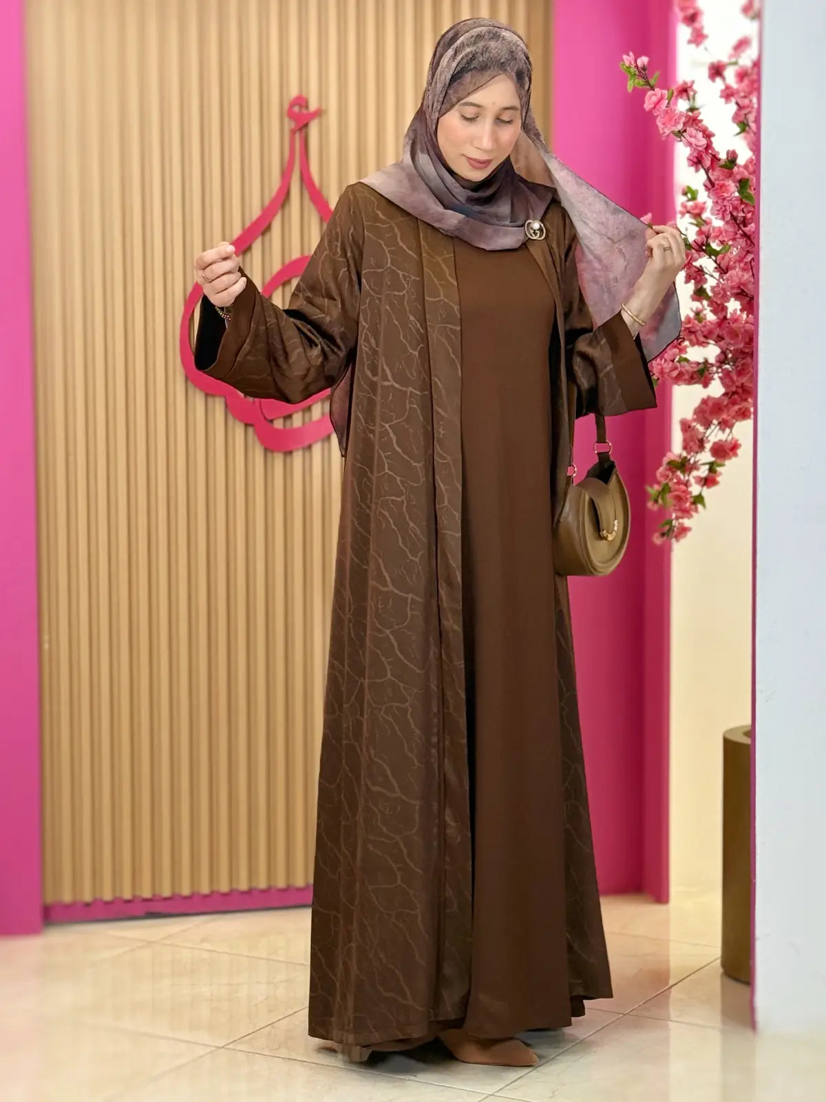 عباية عهد بني