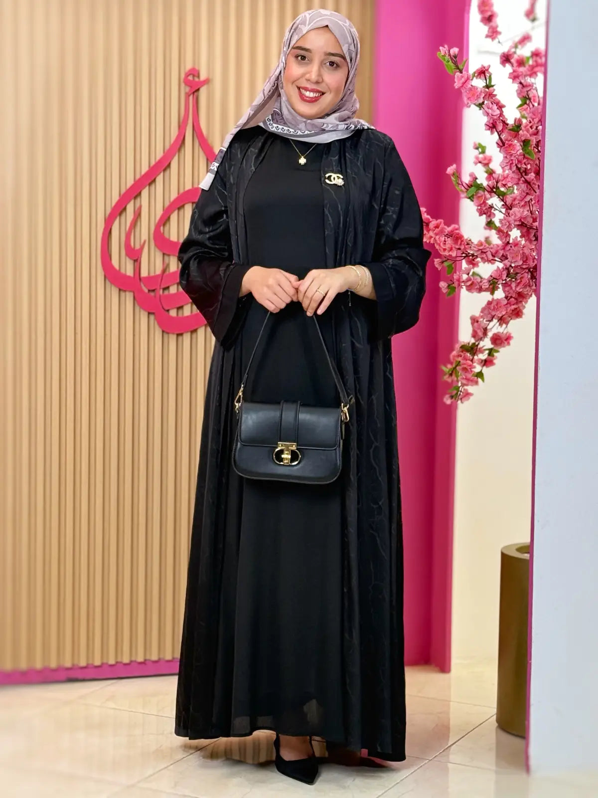 عباية عهد أسود