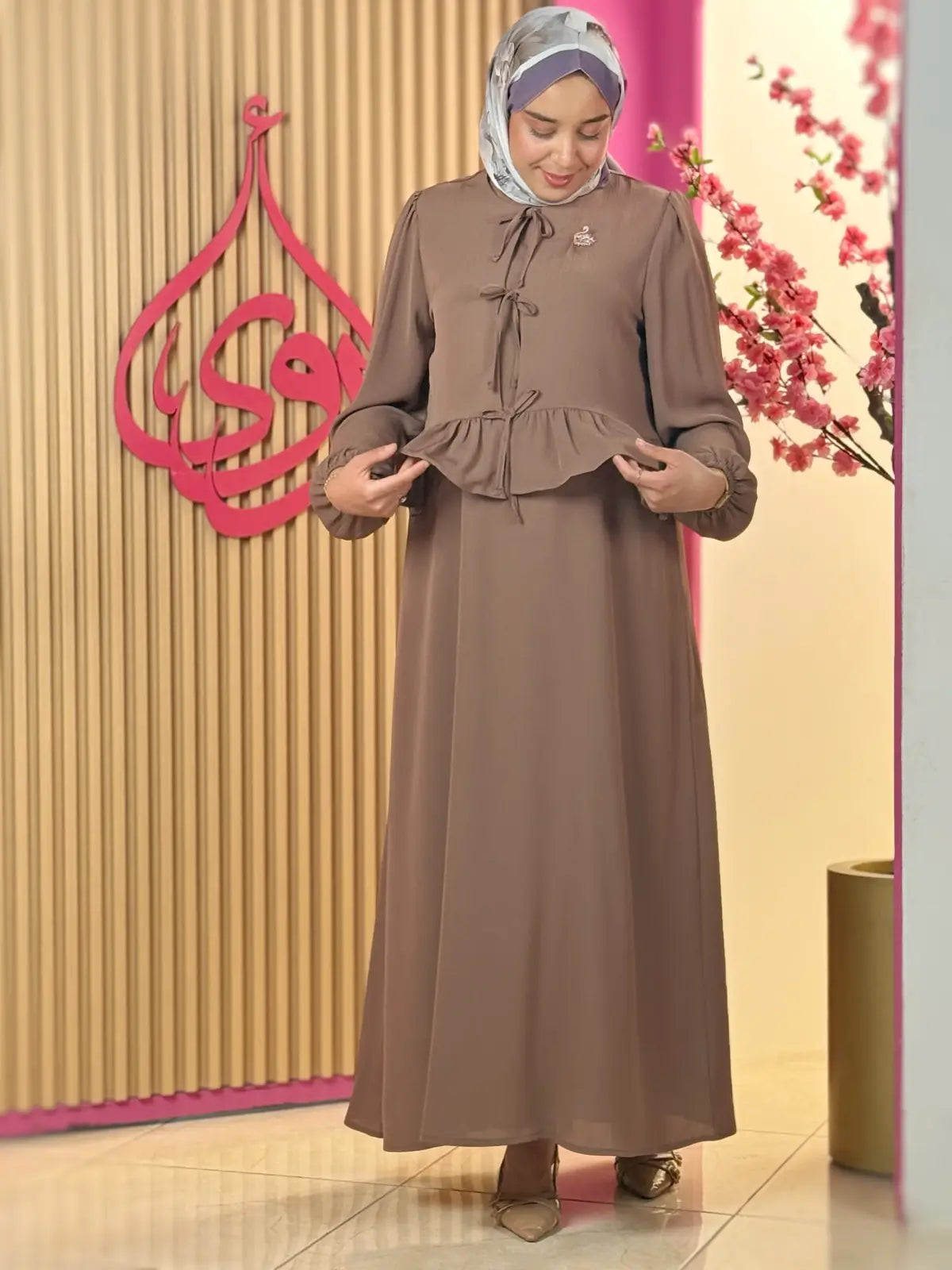 فستان أسيل ترابي