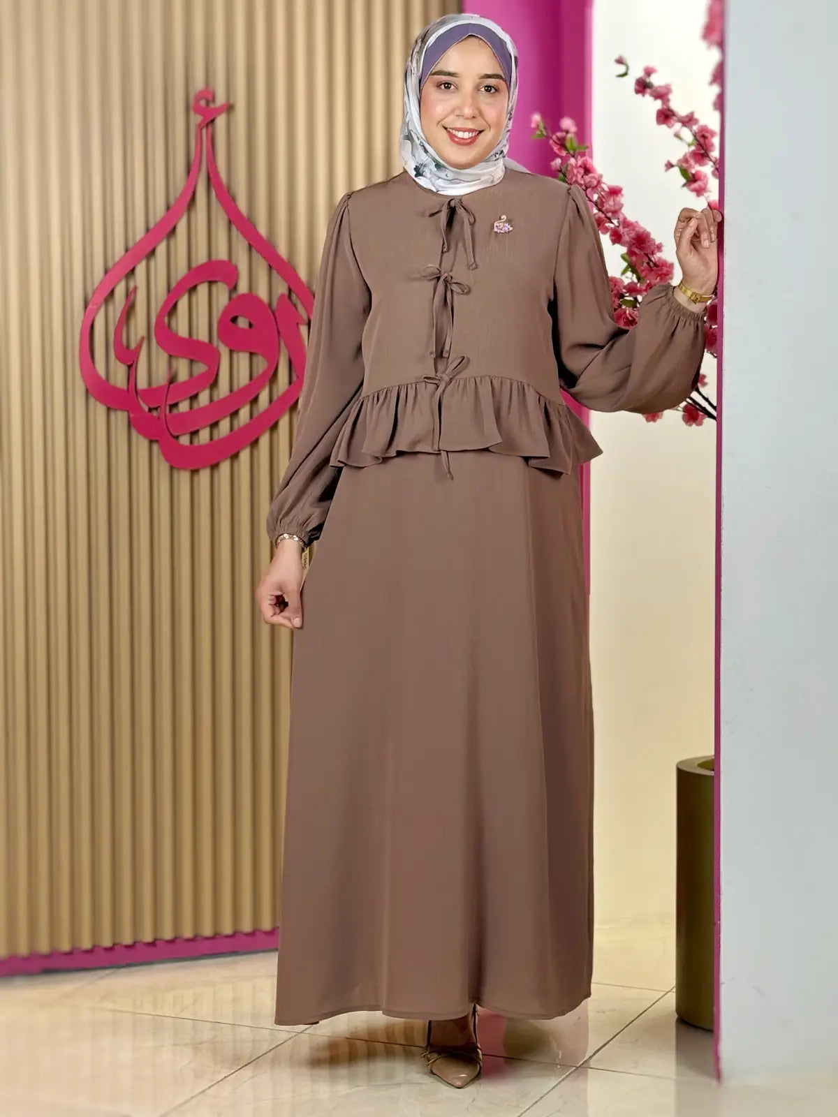 فستان أسيل ترابي