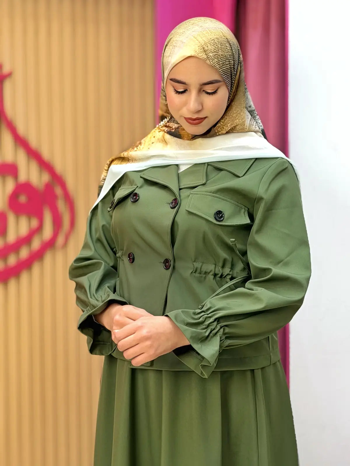 طقم غيمة زيتوني