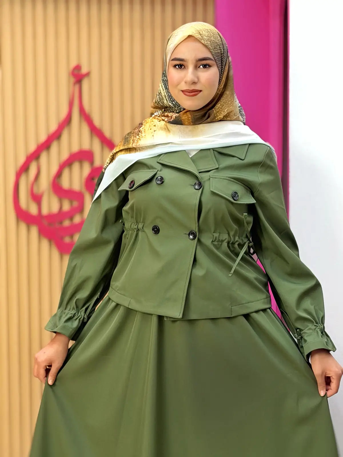 طقم غيمة زيتوني