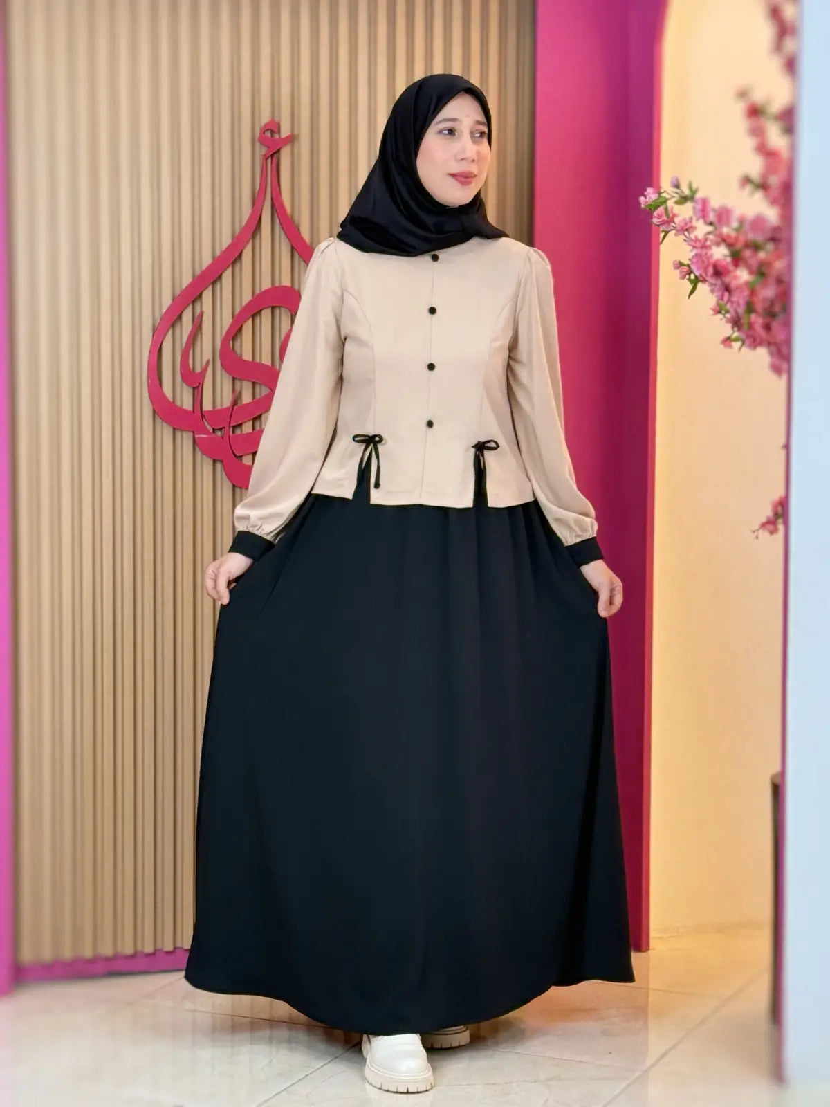 طقم تيجان أسود