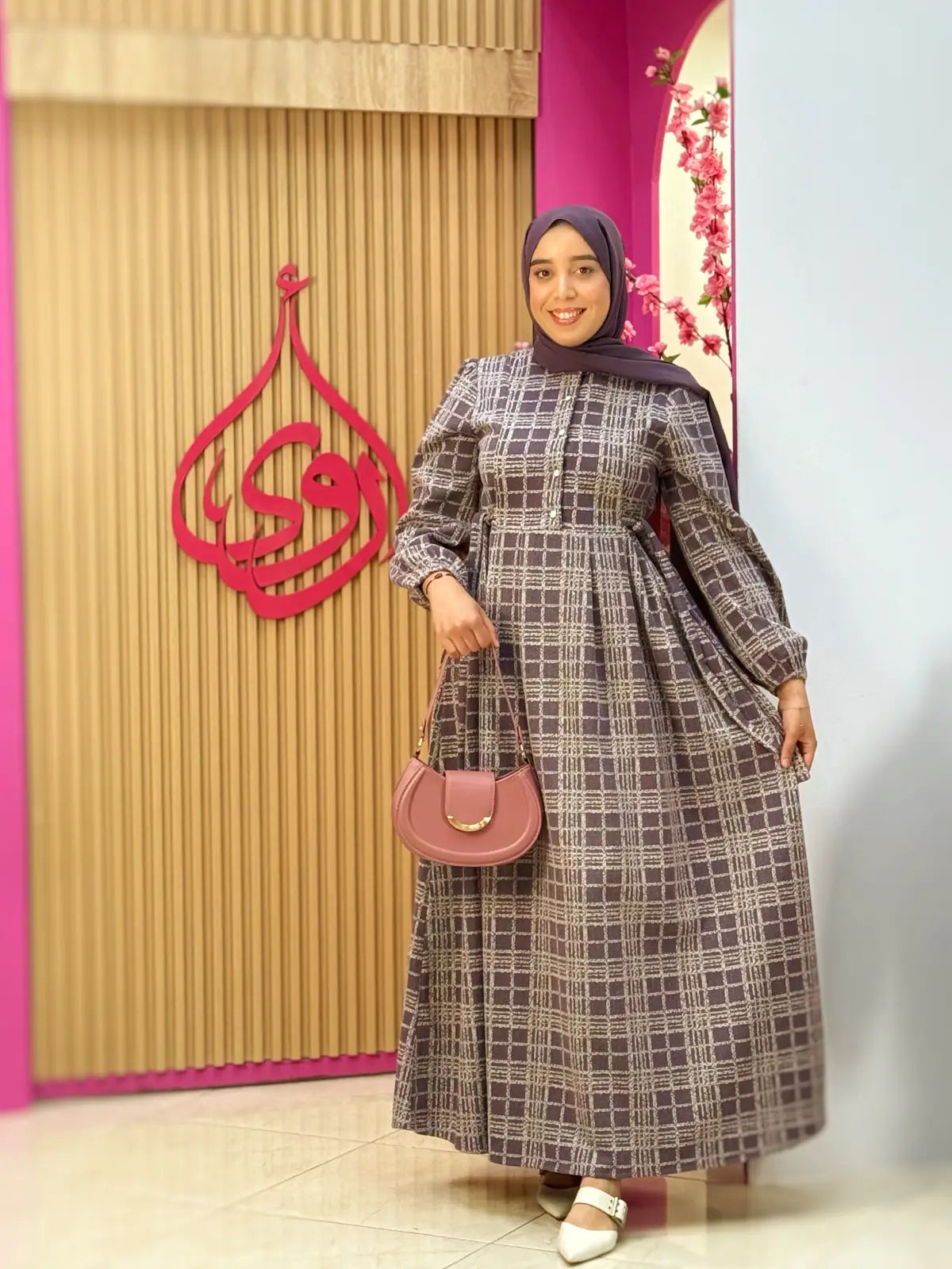 فستان دفئ بنفسجي