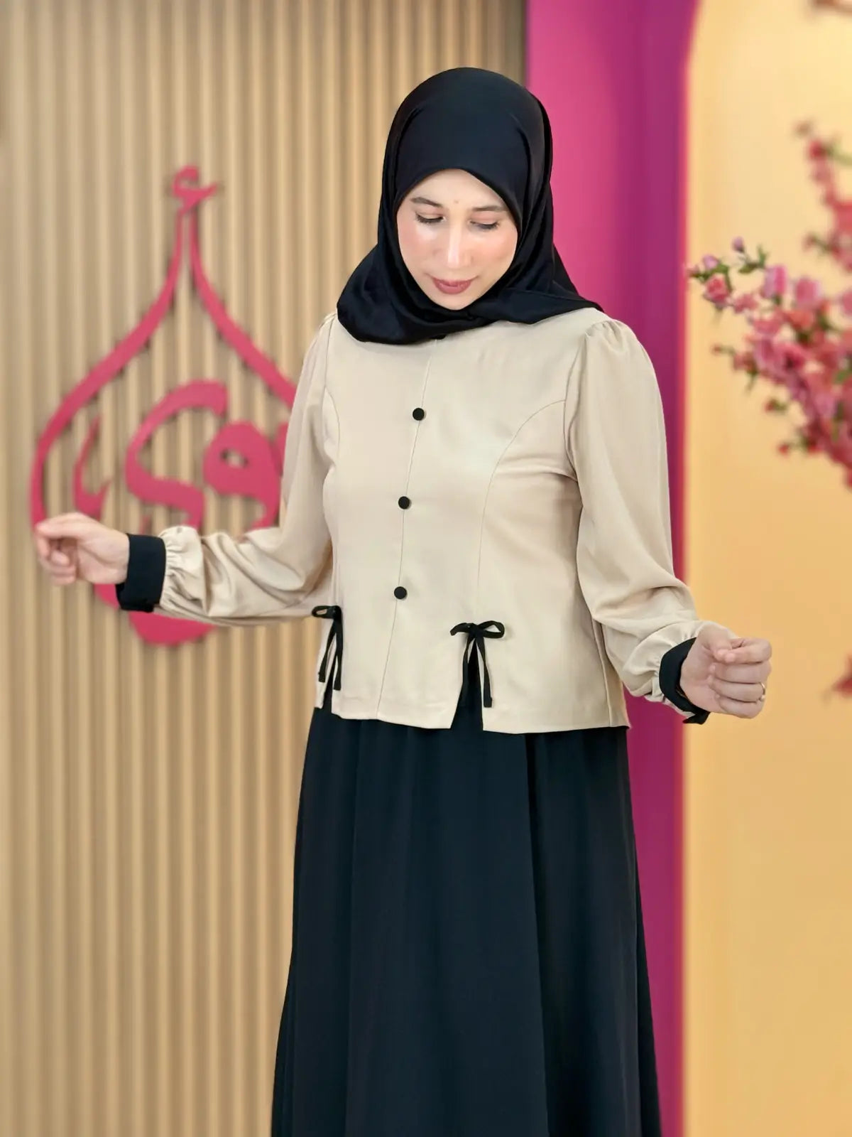 طقم تيجان أسود