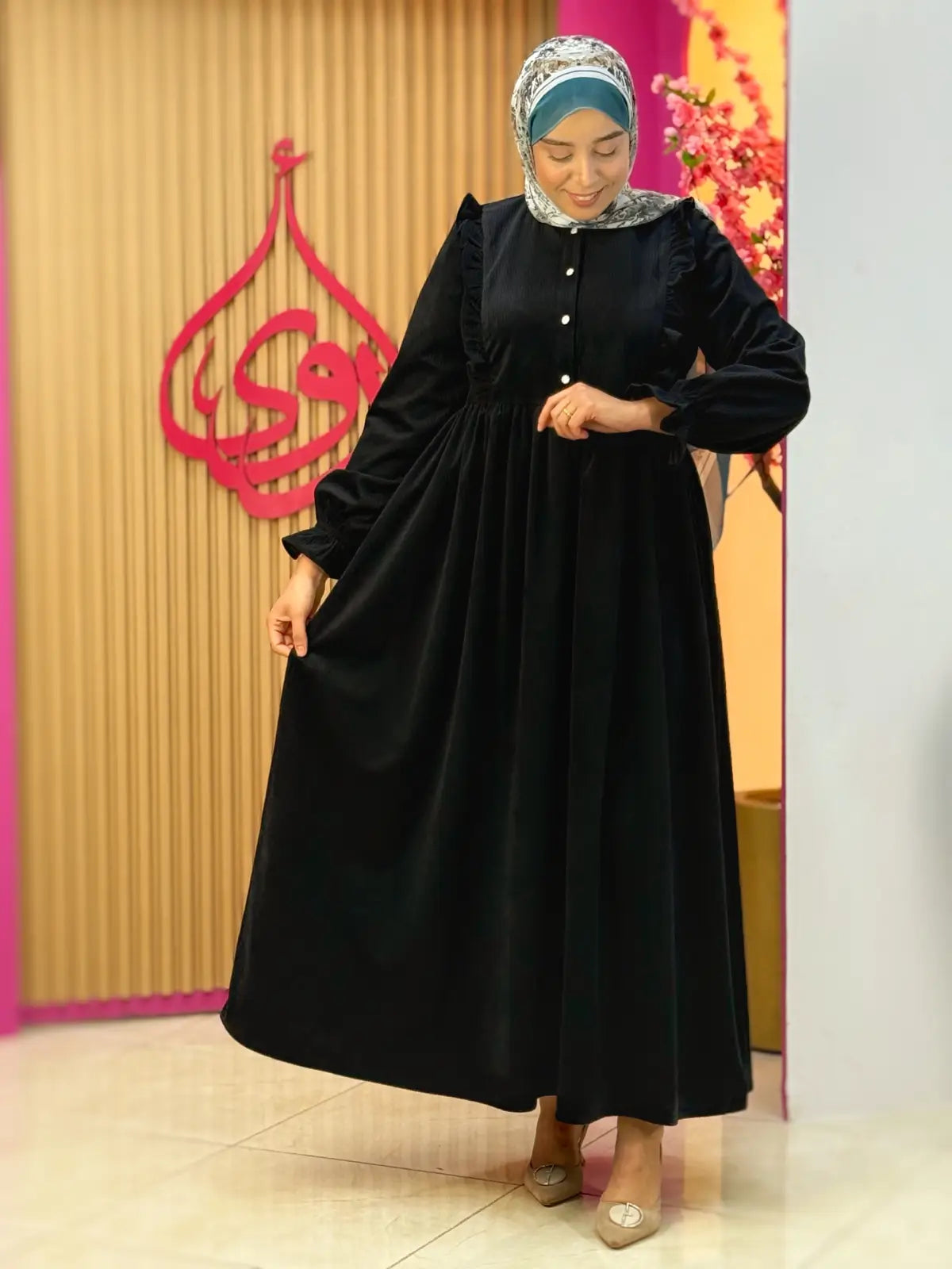 فستان صباح أسود