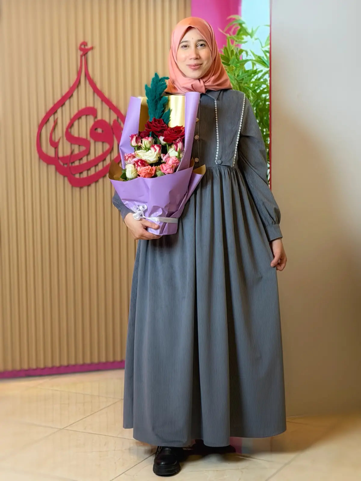 فستان وصال رمادي