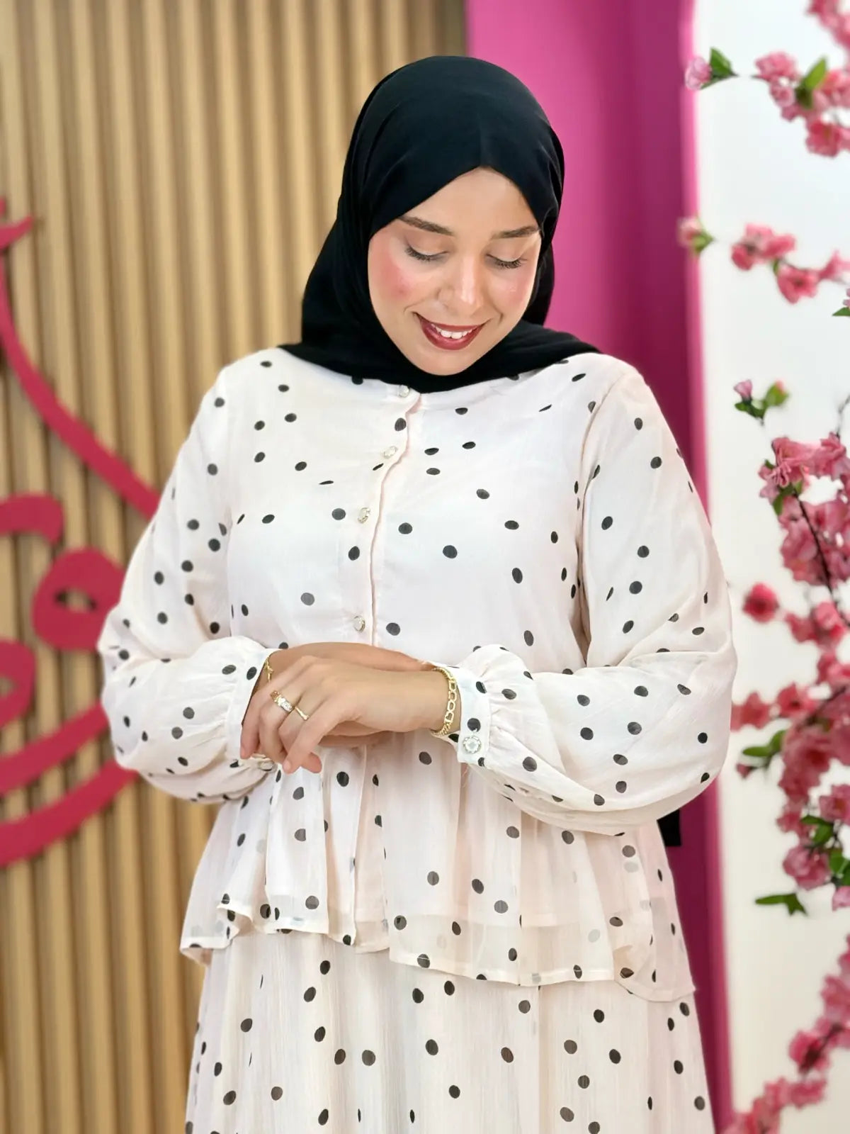 طقم جليلة منقط