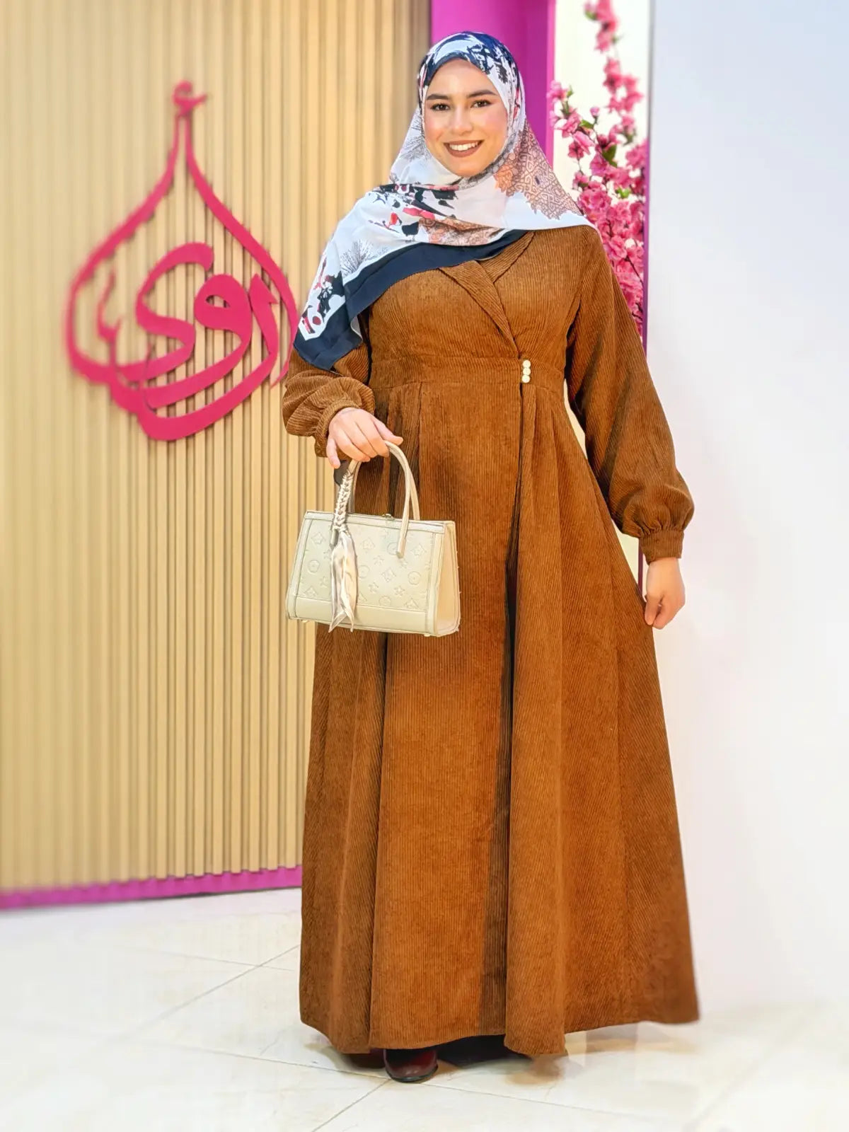 فستان حنين كاميل