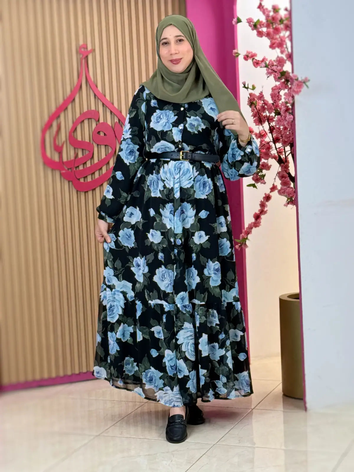 طقم جليلة أزرق