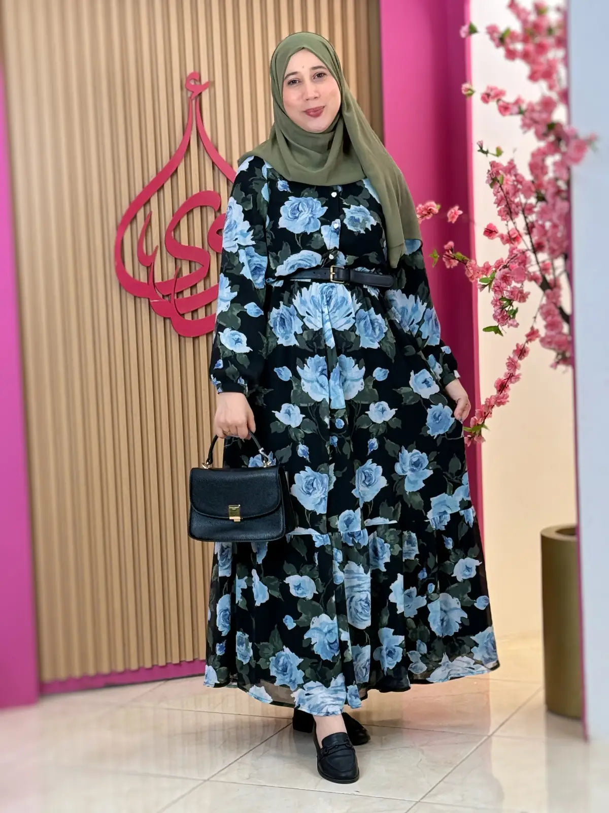 طقم جليلة أزرق