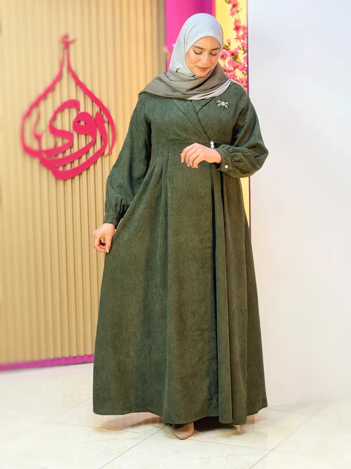 فستان حنين أخضر