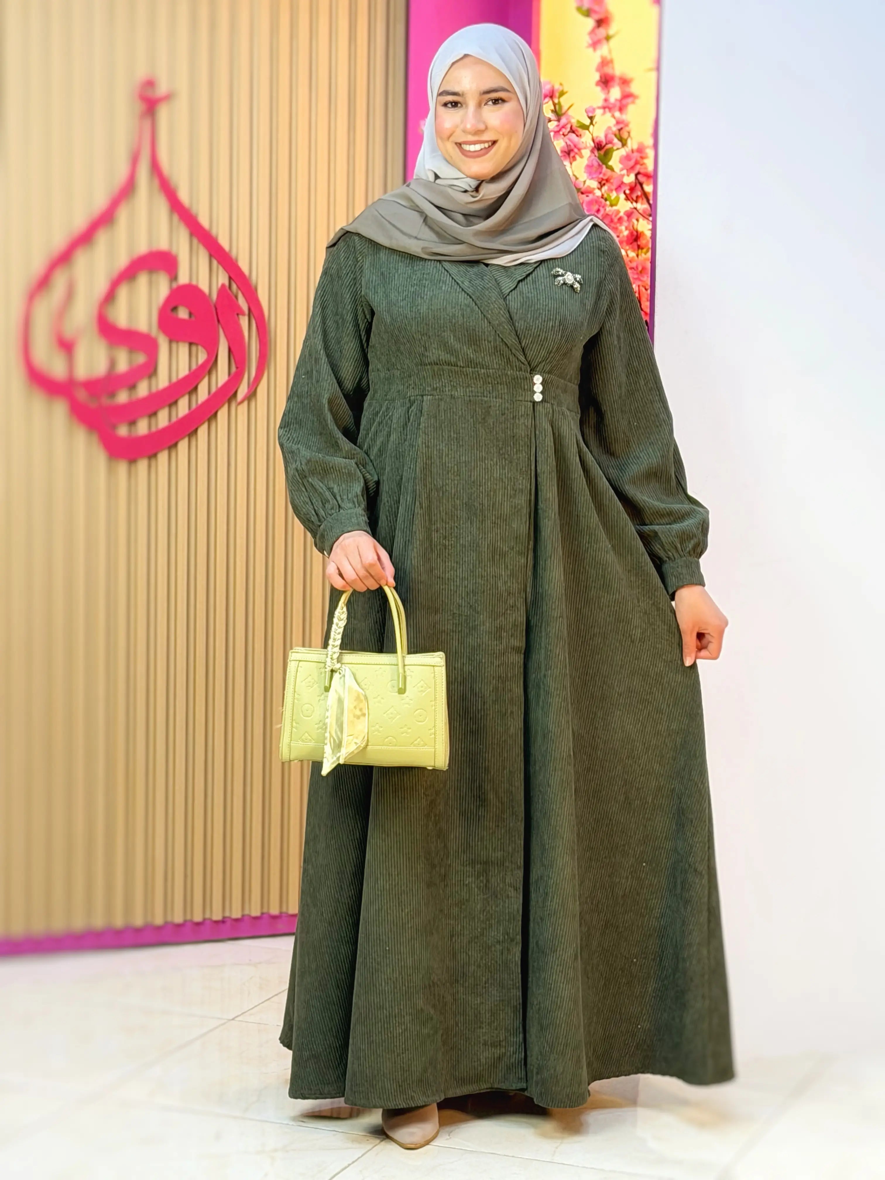 فستان حنين أخضر