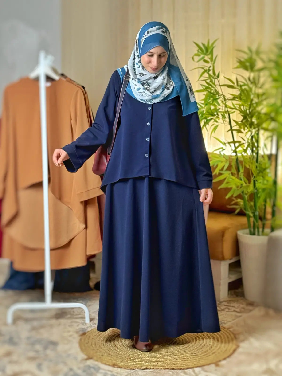 طقم وقار أزرق غامق