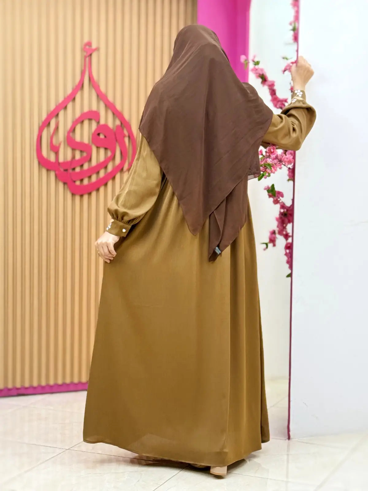 فستان هيام كاميل