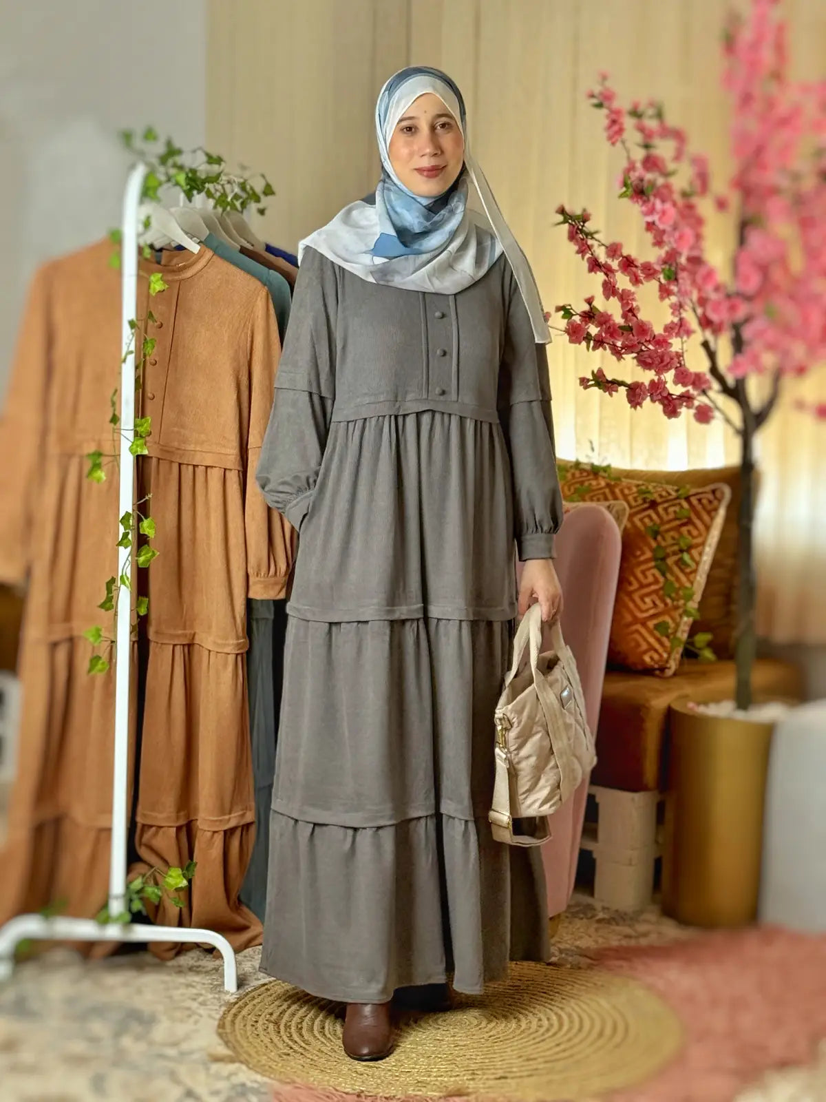 فستان ندى رمادي