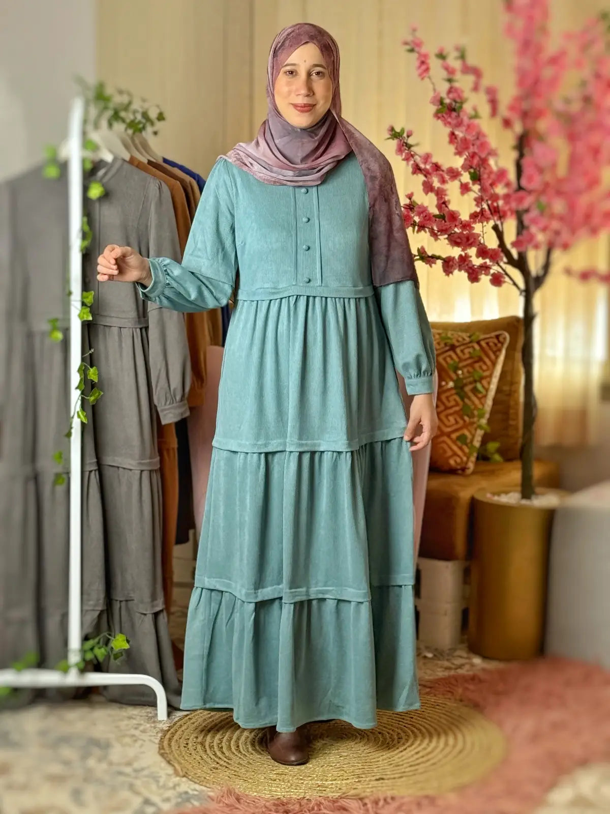 فستان ندى أزرق مائي