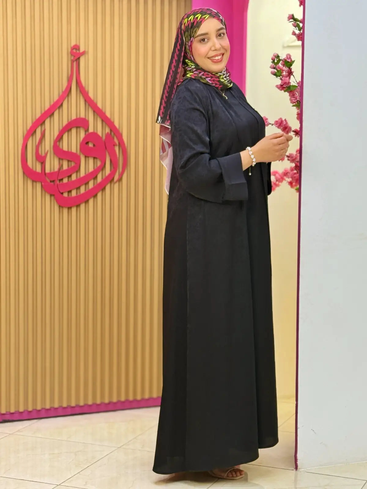 عباية لجين أسود