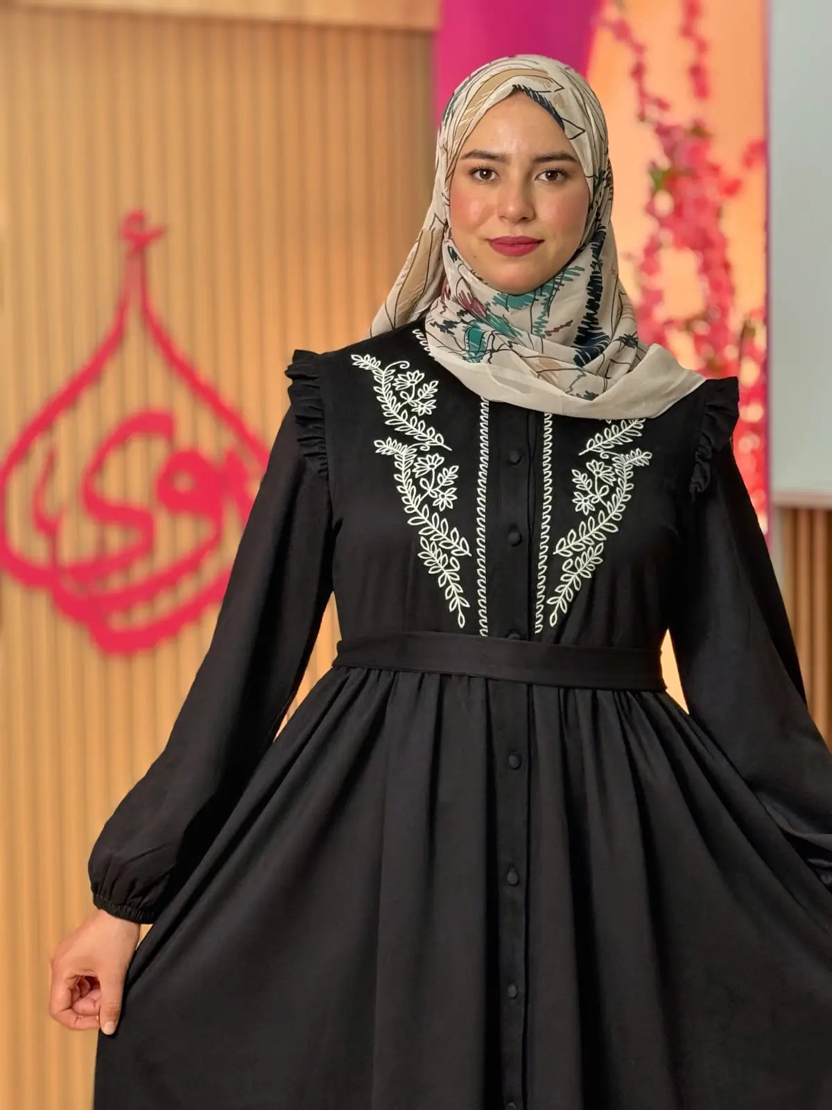 فستان سيرين أسود