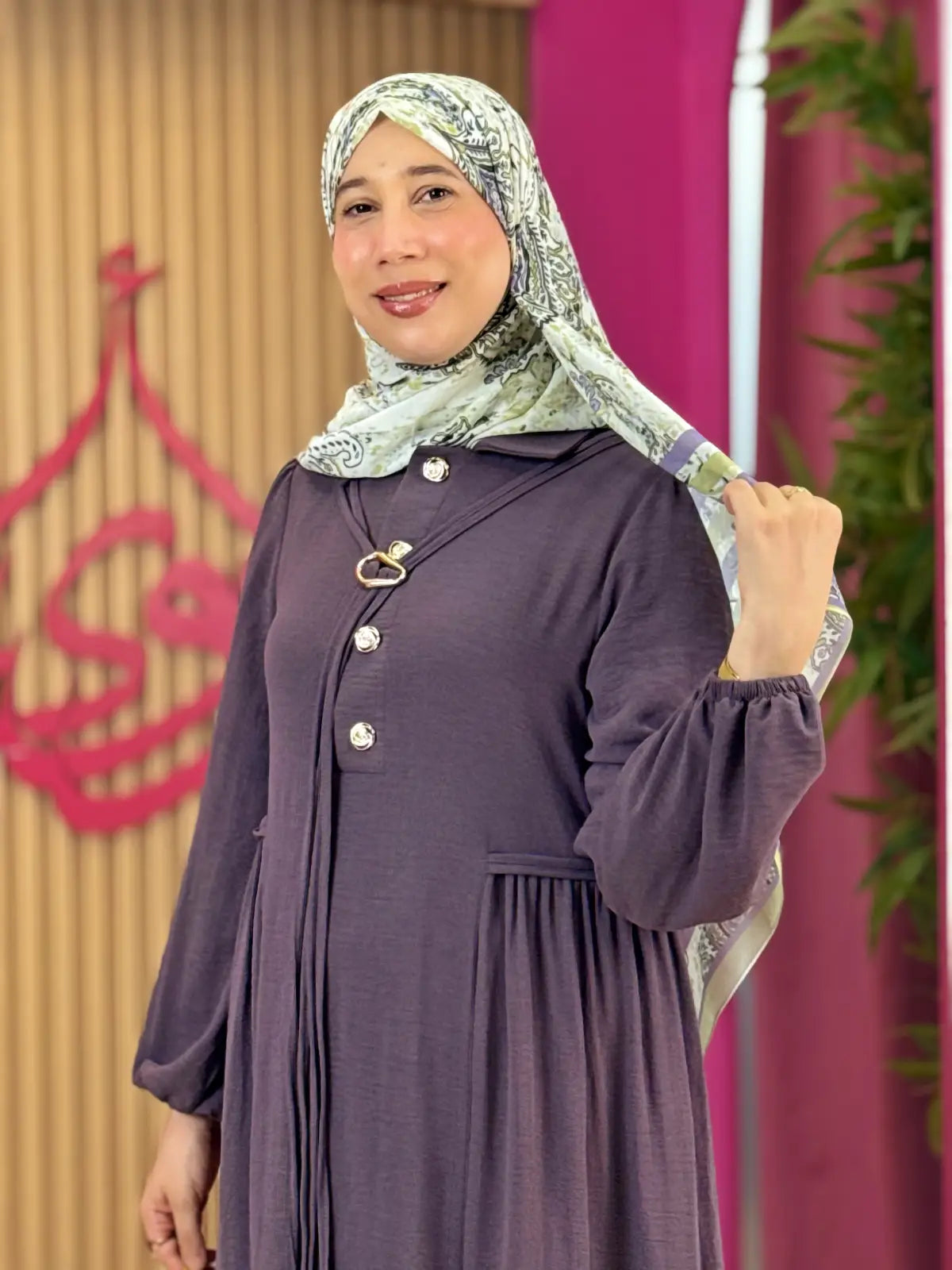 فستان فرح إيريس