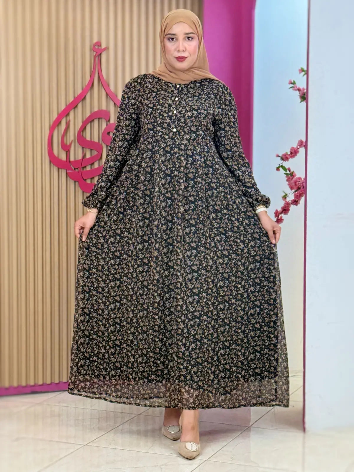 فستان شامة أسود