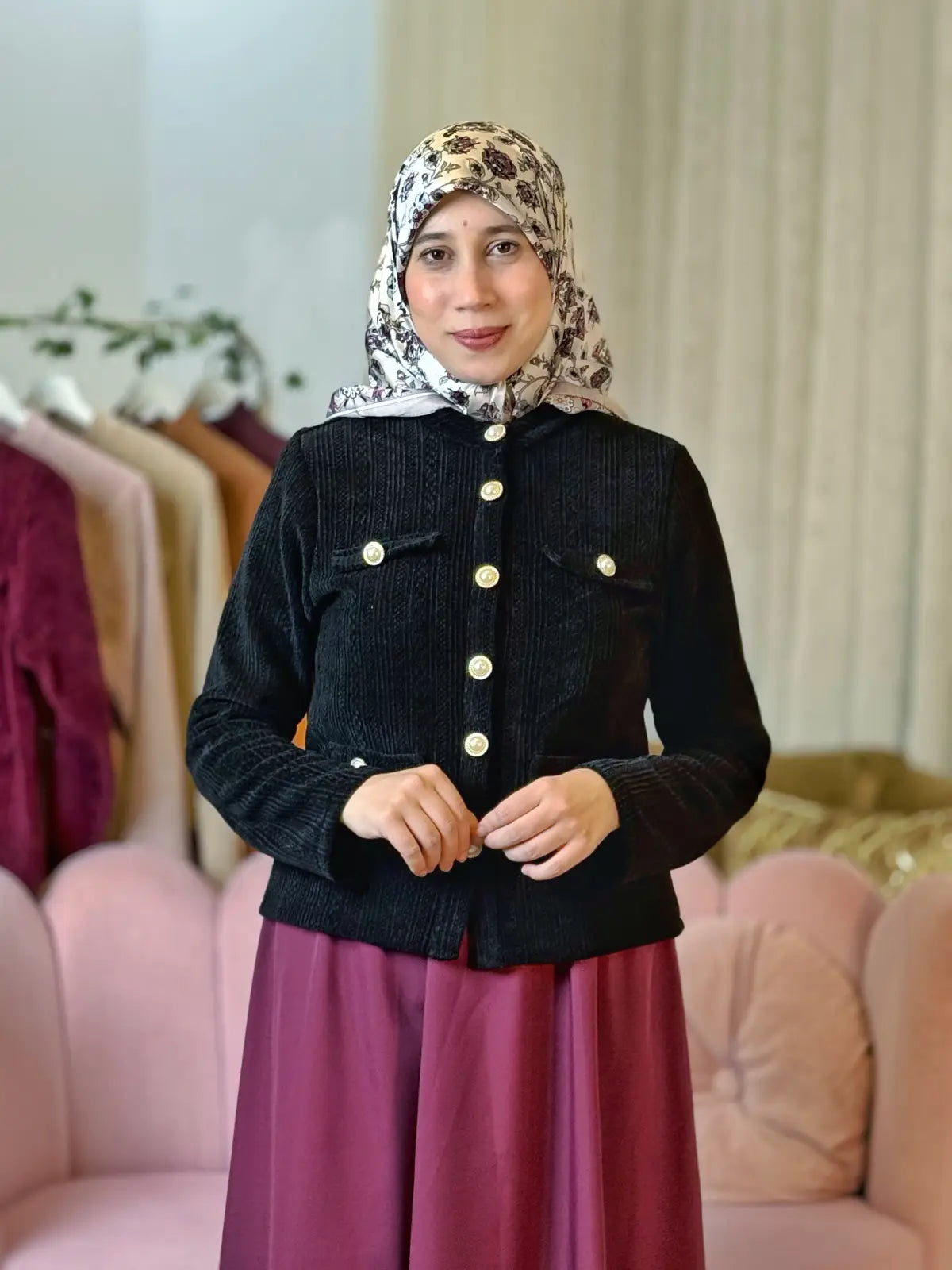 سترة فرح أسود