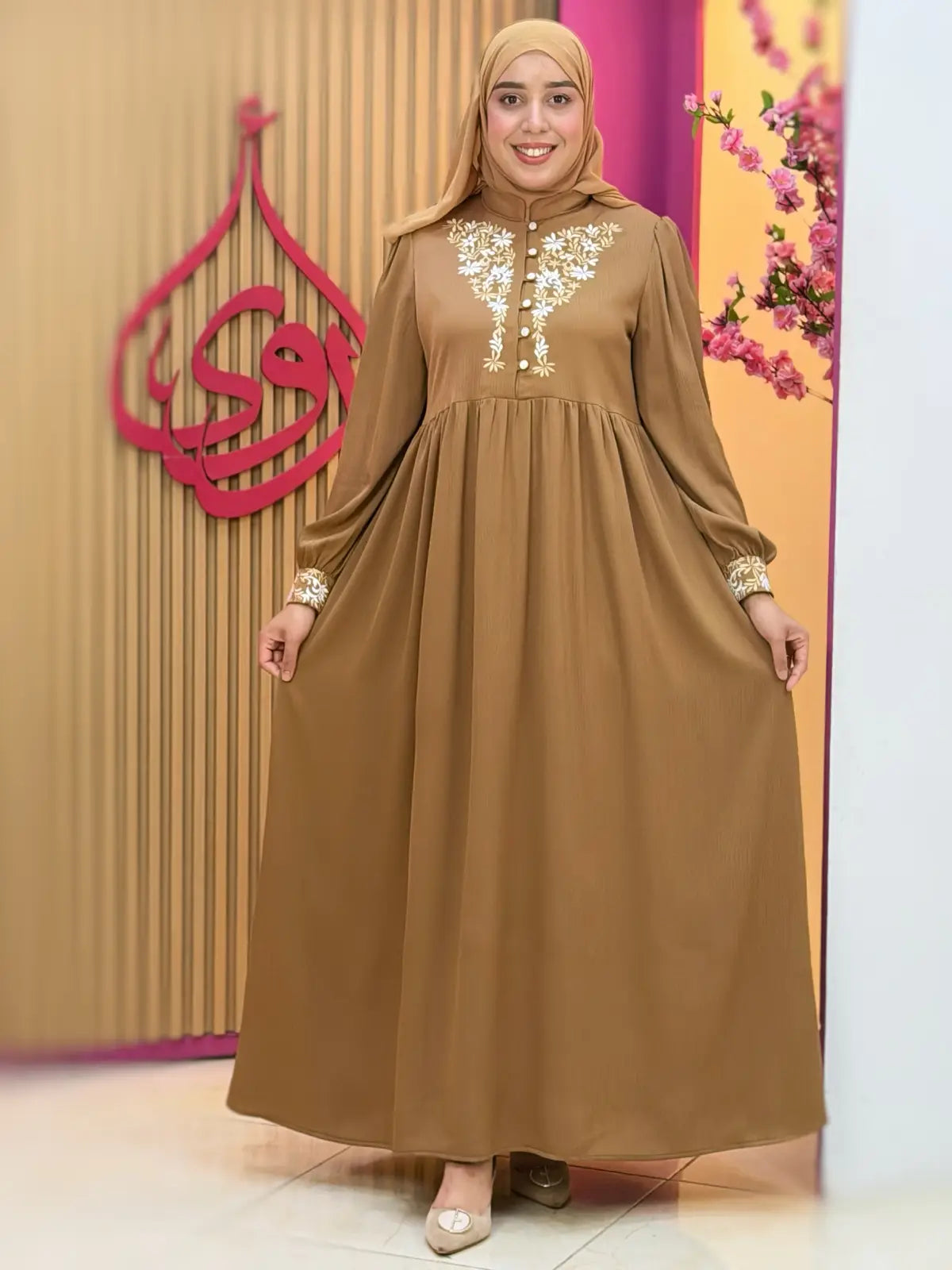 فستان وسام رملي