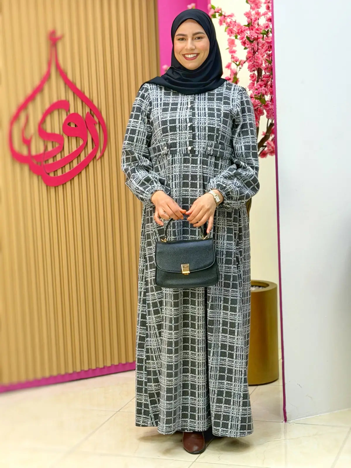 فستان دفئ أسود