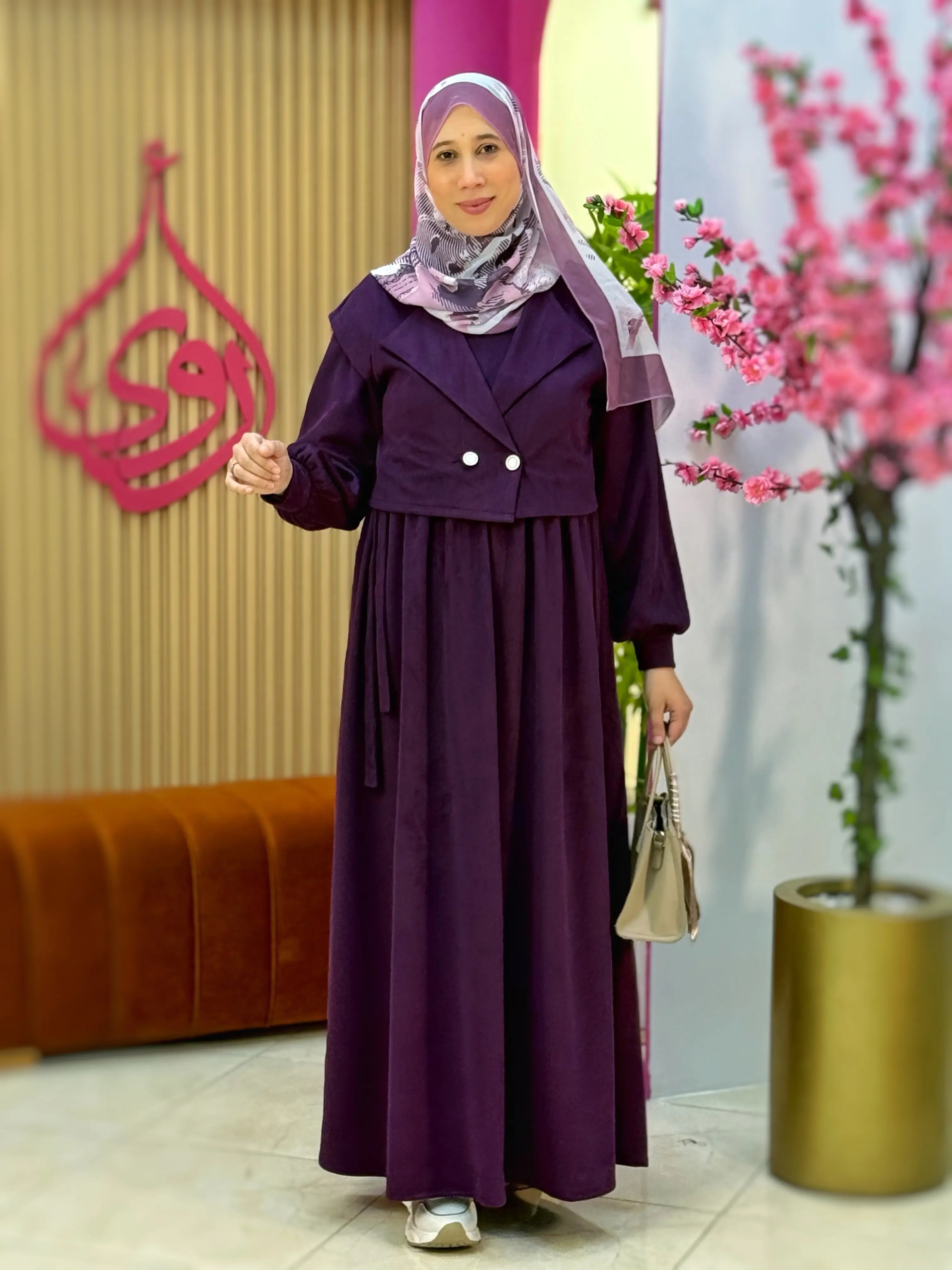 فستان لورا بنفسجي