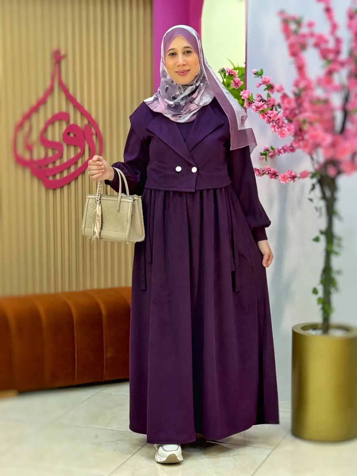 فستان لورا بنفسجي