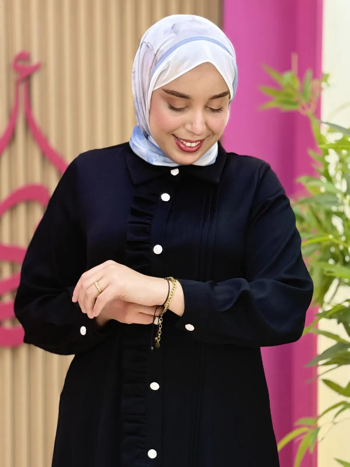 قميص قمر اسود