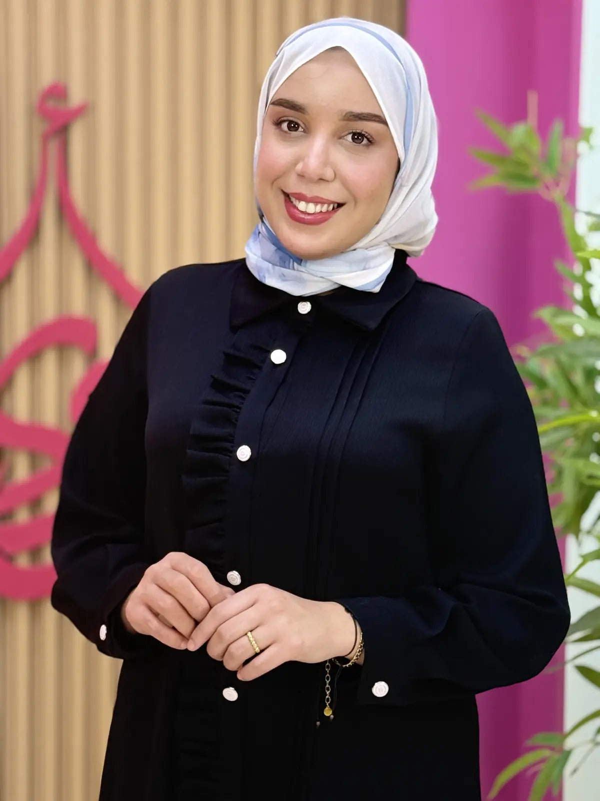قميص قمر اسود