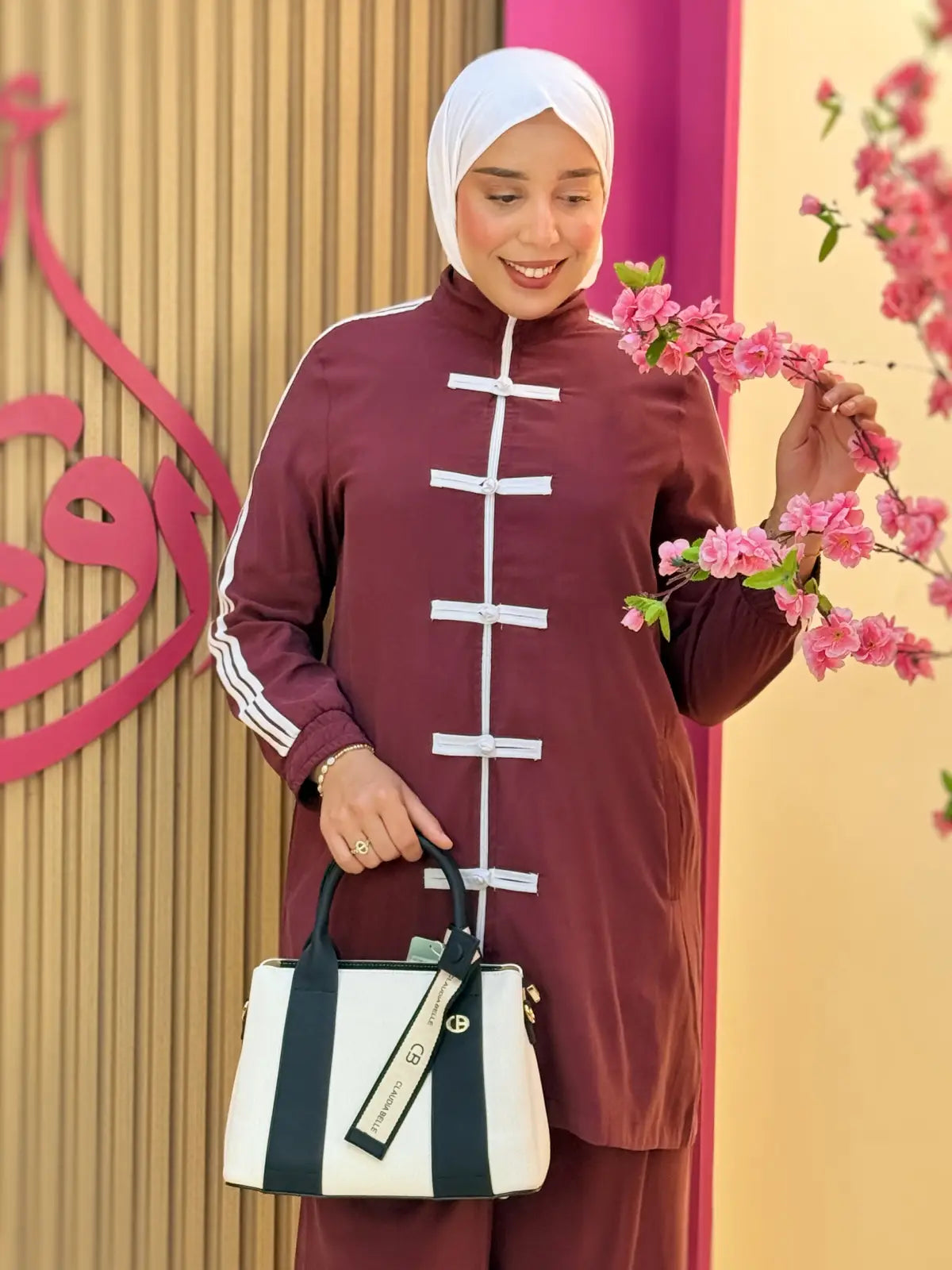 طقم ضحى كرونة