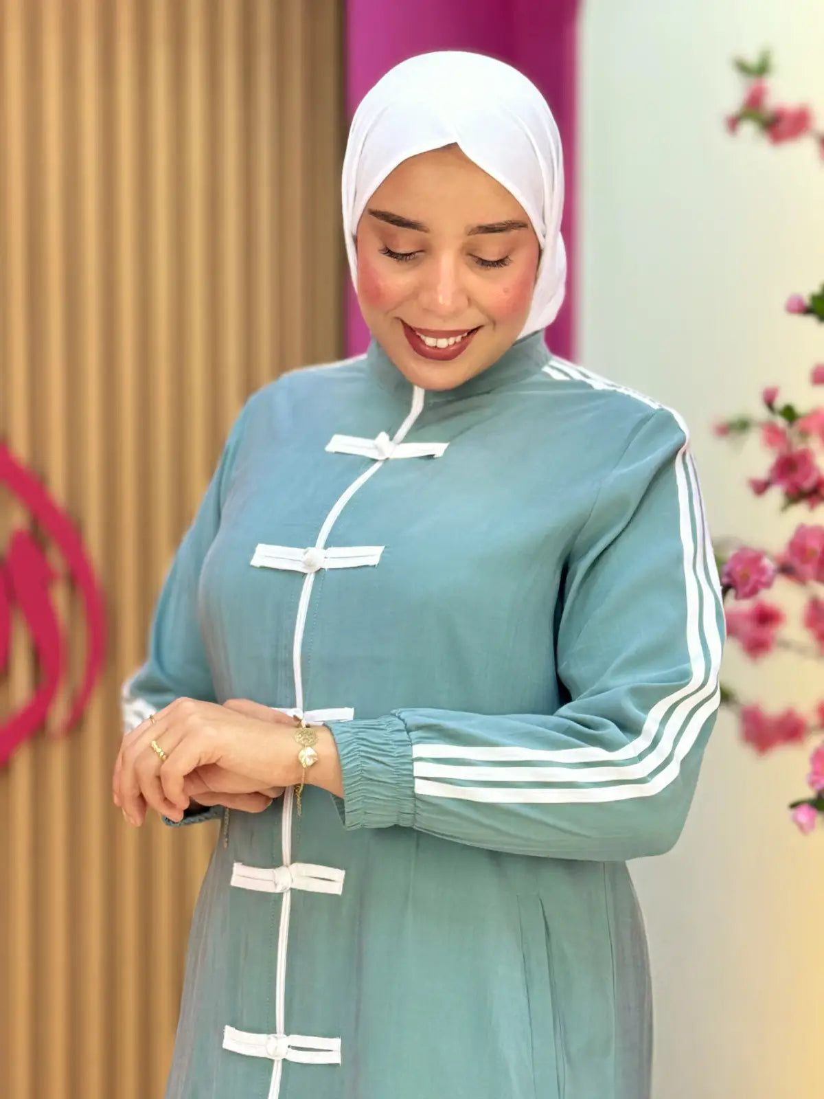 طقم ضحى مائي
