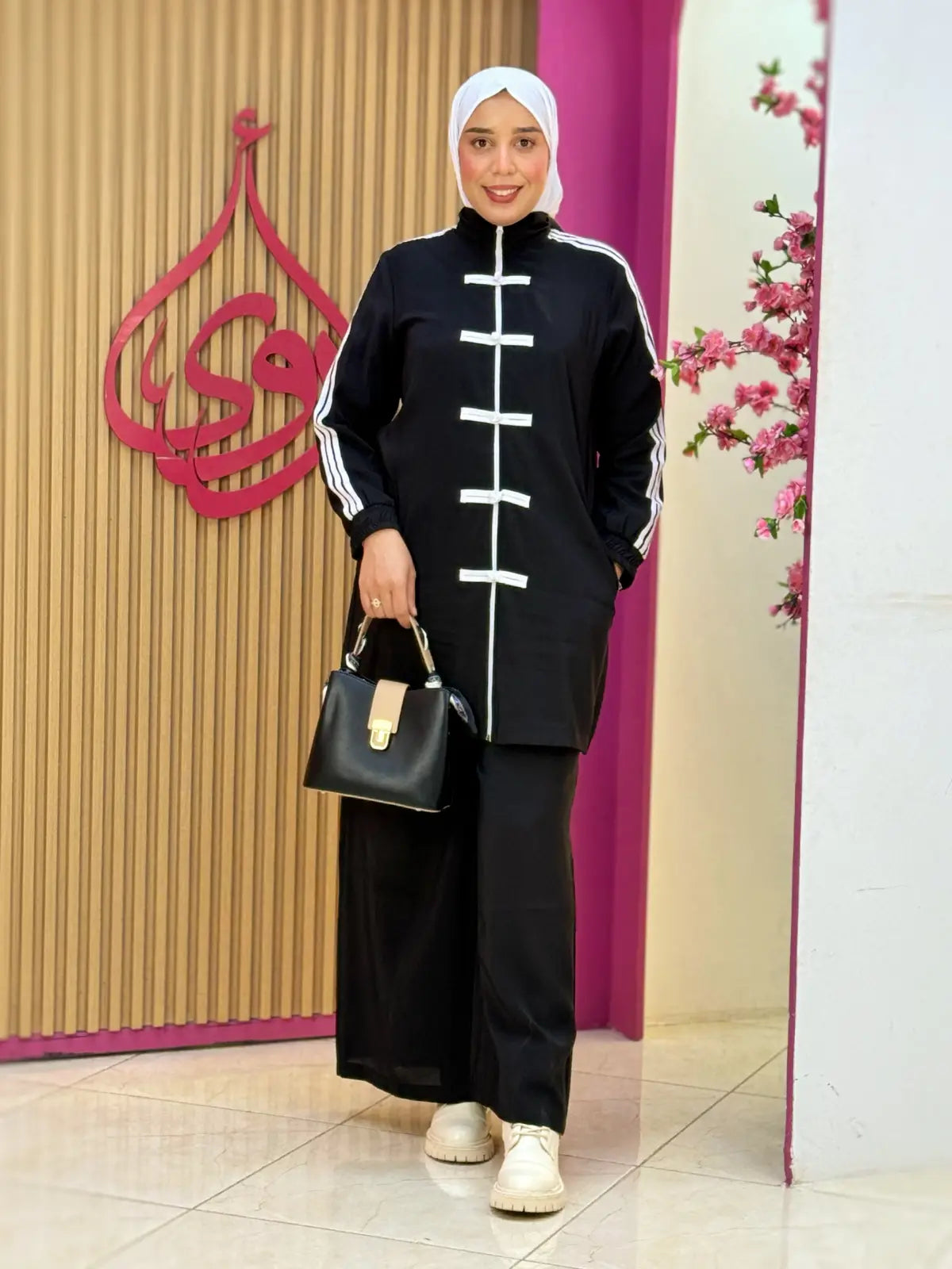 طقم ضحى أسود
