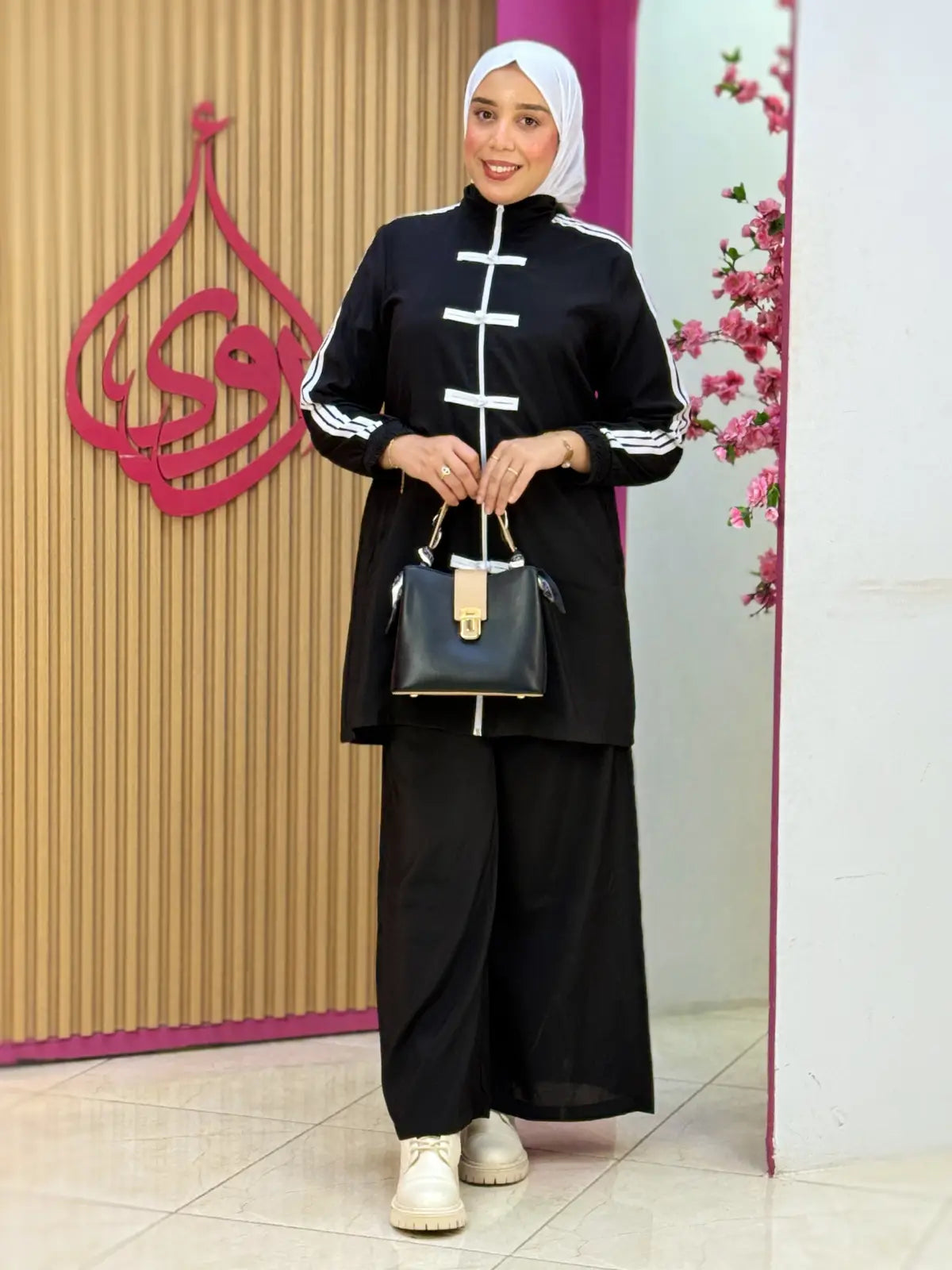 طقم ضحى أسود